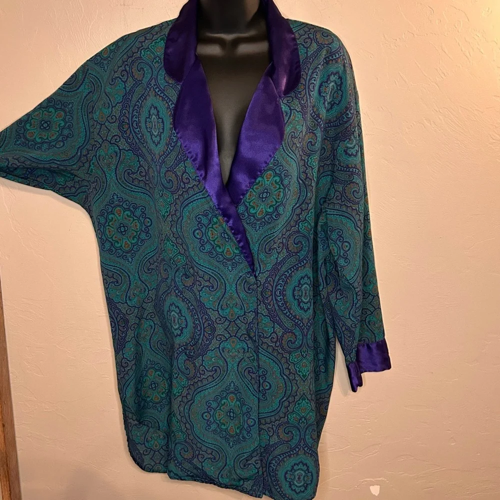 Vintage Victoria's‎ Secret Purple and Blue Paisley Robe Size Large